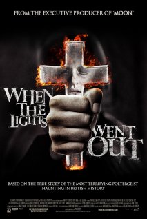 Когда гаснет свет / When the Lights Went Out (2012) онлайн