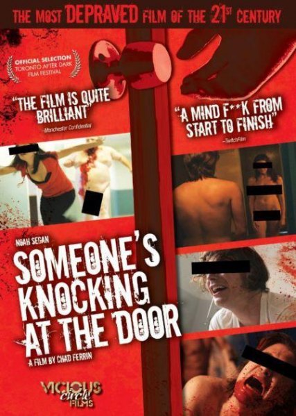 Чей-то стук в дверь / Someones Knocking at the Door (2009) онлайн